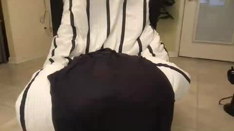 Snapshot of alexxy2 chatting on June 13, 2026, 2:53 am alexxy2 online show from June 13, 2026, 2:53 am