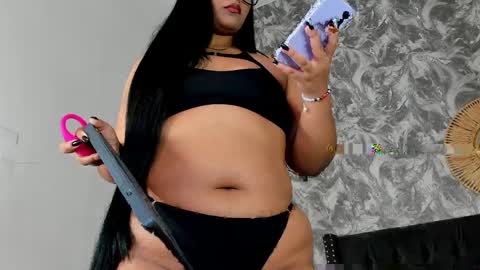 aleya_black online show from April 7, 2026, 3:51 am