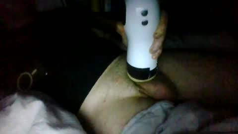 Edgarrrdd1021 online show from June 23, 2026, 5:16 am