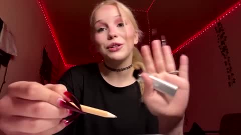 Alice online show from April 15, 2026, 7:58 pm