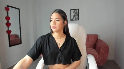 Snapshot of alice23jones chatting on March 8, 2025, 12:41 pm Alice online show from March 8, 2025, 12:41 pm