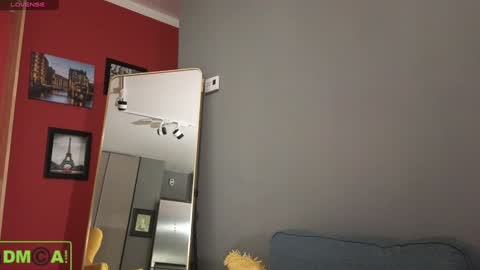 Snapshot of alice_bane chatting on December 19, 2024, 7:40 pm A R Y A  T I A online show from December 19, 2024, 7:40 pm