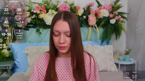 Snapshot of alice_charmy chatting on January 31, 2026, 7:11 pm Alice in Wonderland online show from January 31, 2026, 7:11 pm