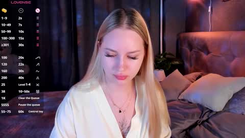 Alice online show from September 26, 2025, 11:31 pm