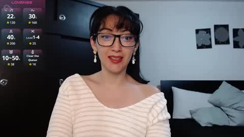 alice mossa online show from February 17, 2026, 9:43 pm