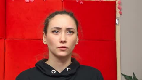 Snapshot of alice_munro chatting on January 26, 2025, 10:02 pm AliceMunro online show from January 26, 2025, 10:02 pm