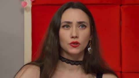 Snapshot of alice_munro chatting on February 18, 2025, 10:58 pm AliceMunro online show from February 18, 2025, 10:58 pm