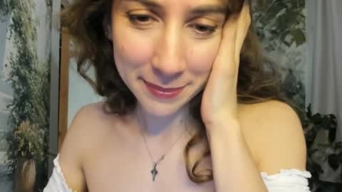 Alice Love you all  online show from May 25, 2026, 9:10 pm