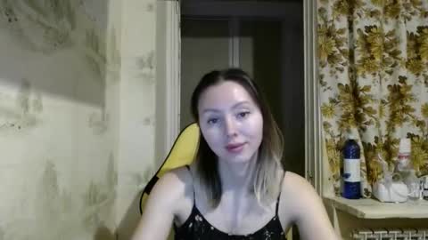 Alice smiles online show from February 14, 2026, 11:12 pm