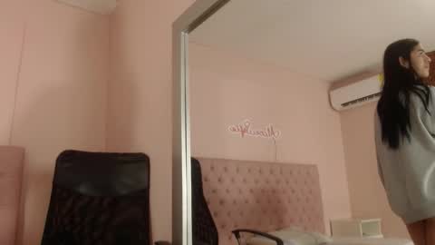 Sofia online show from November 29, 2025, 5:38 pm