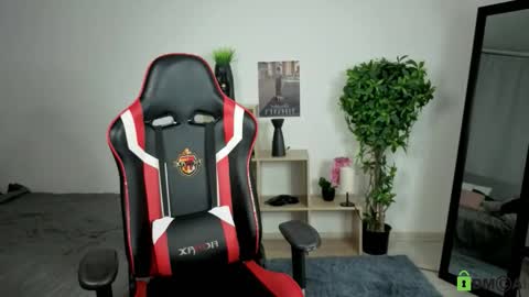 Alice online show from October 28, 2025, 3:14 pm