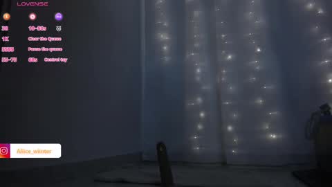 Snapshot of alice_wiinter chatting on December 13, 2024, 2:43 am Alice  online show from December 13, 2024, 2:43 am