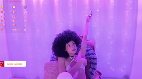 Snapshot of alice_wiinter chatting on February 25, 2025, 9:13 pm Alice  online show from February 25, 2025, 9:13 pm
