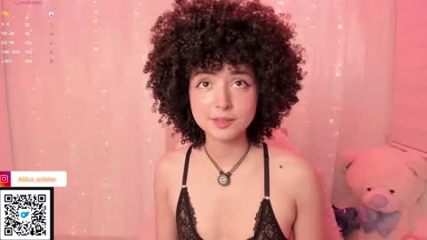 Snapshot of alice_wiinter chatting on September 11, 2025, 6:19 pm Alice  online show from September 11, 2025, 6:19 pm