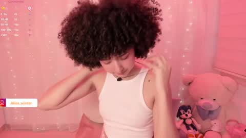 Snapshot of alice_wiinter chatting on October 7, 2025, 6:16 pm Alice  online show from October 7, 2025, 6:16 pm