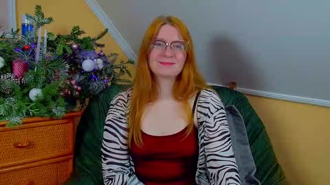 Alice online show from December 2, 2025, 7:09 pm