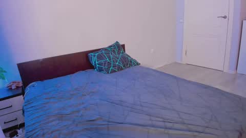 AliceCasey online show from January 17, 2025, 10:45 pm