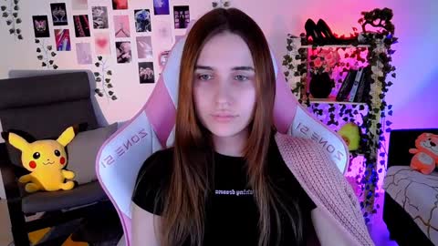 alicecharmy online show from December 11, 2024, 2:00 pm