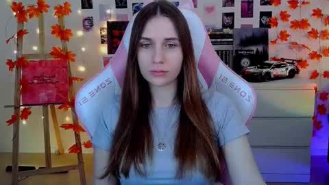 alicecharmy online show from November 16, 2025, 7:25 am