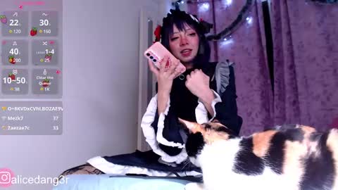 Snapshot of alicedang3r chatting on December 24, 2024, 6:11 am Alice  online show from December 24, 2024, 6:11 am