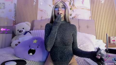  Aliice online show from March 25, 2026, 11:11 pm