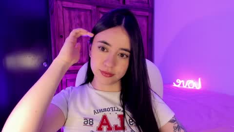 Aliceee  ..   97YP9VWGZHrefnav wishlist lists 1 online show from January 5, 2025, 9:14 pm