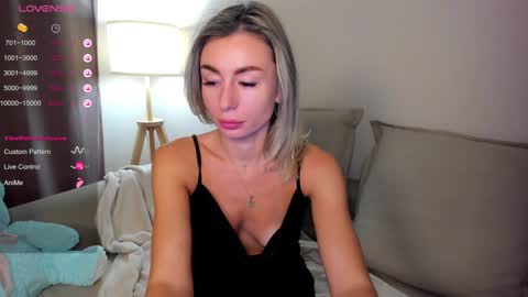 Daniella online show from December 15, 2024, 2:05 pm