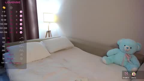 Daniella online show from March 6, 2025, 5:46 am