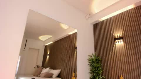 Alice  online show from February 26, 2026, 4:22 am