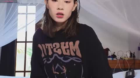 Alice  vacation  online show from March 1, 2026, 5:20 am