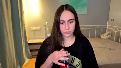 alicekollt online show from June 23, 2026, 8:51 pm