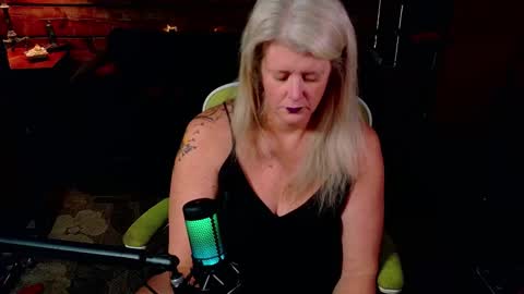 Alices Curiosity online show from December 17, 2025, 5:24 am