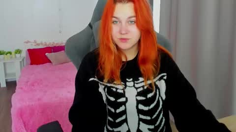Snapshot of alicewinchesterr chatting on October 17, 2025, 10:29 am Alice online show from October 17, 2025, 10:29 am