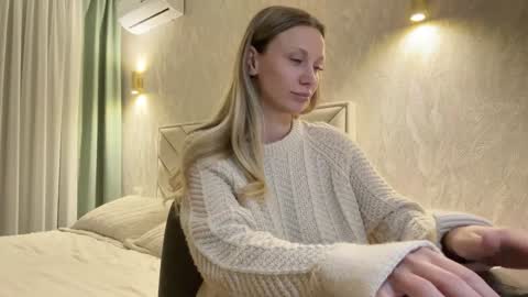 Snapshot of alicewonders_ chatting on February 1, 2025, 1:34 am Alice online show from February 1, 2025, 1:34 am