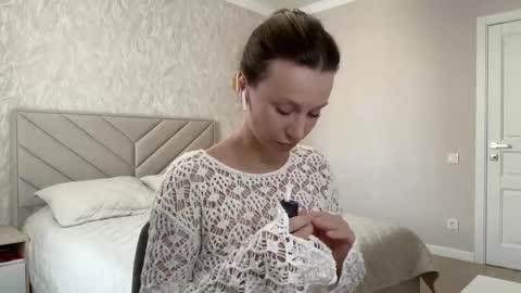 Snapshot of alicewonders_ chatting on February 18, 2025, 5:31 am Alice online show from February 18, 2025, 5:31 am