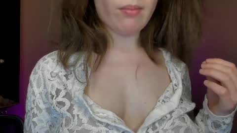 Alicia online show from March 7, 2025, 9:29 am