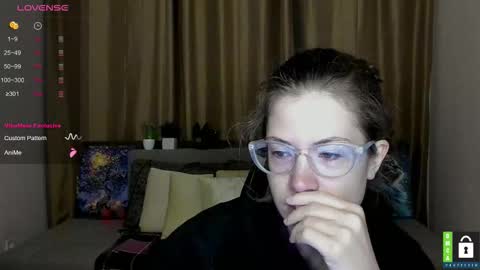 Alicia online show from October 10, 2025, 5:17 am