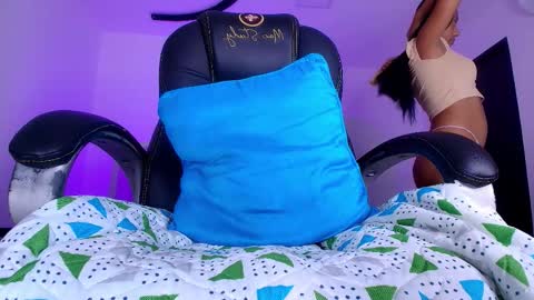 Alicia Kyse  online show from February 14, 2026, 3:25 am