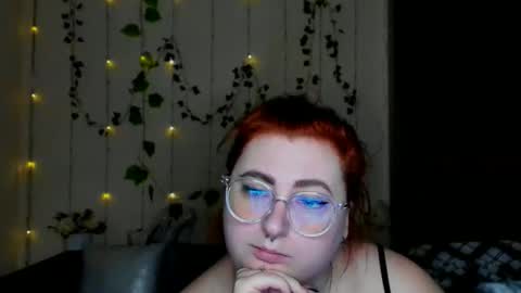 Snapshot of alicia_side_red chatting on March 5, 2026, 7:04 am Alicia online show from March 5, 2026, 7:04 am