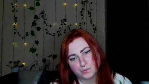 Snapshot of alicia_side_red chatting on March 11, 2026, 7:03 am Alicia online show from March 11, 2026, 7:03 am