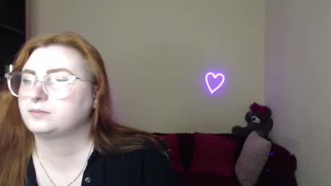 Snapshot of alicia_side_red chatting on April 5, 2026, 5:26 am Alicia online show from April 5, 2026, 5:26 am