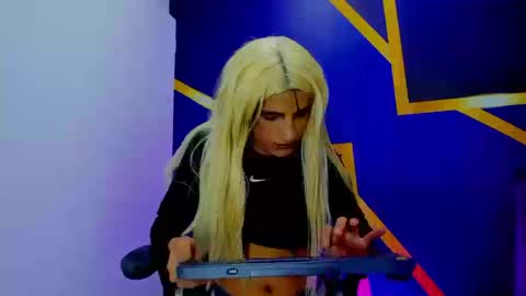 Snapshot of aliciaa_diamond2 chatting on March 25, 2026, 9:43 pm aliciaa_diamond2 online show from March 25, 2026, 9:43 pm