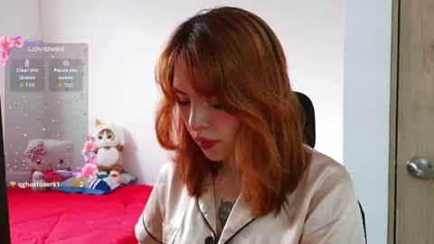 aliciia_23 online show from February 27, 2026, 10:10 pm