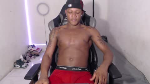 Snapshot of alid_17 chatting on January 5, 2025, 10:50 pm Alid 17 online show from January 5, 2025, 10:50 pm