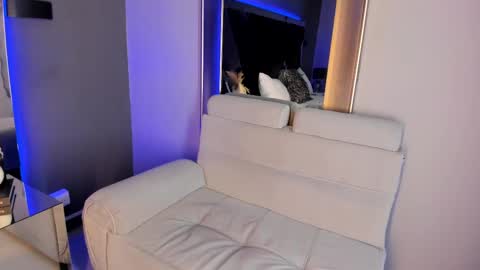 Ali Diaz online show from February 14, 2025, 1:45 am