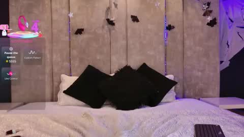 Ali Diaz online show from October 30, 2025, 8:20 pm