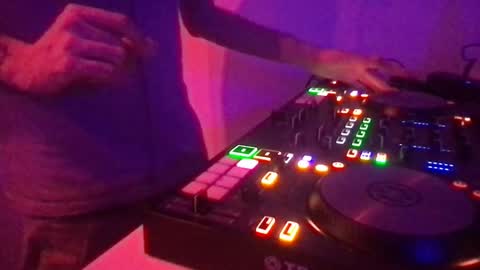 busco rockera online show from March 11, 2025, 3:05 am