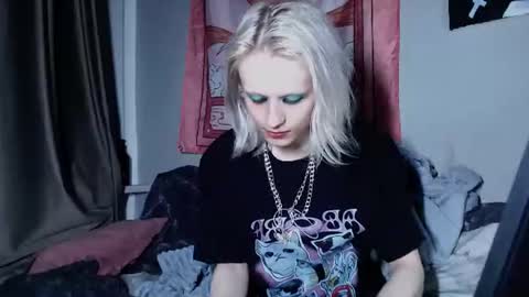 Alien Bella online show from July 20, 2026, 12:14 am