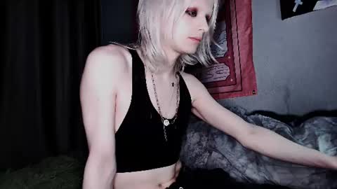 Alien Bella online show from July 25, 2026, 11:46 pm