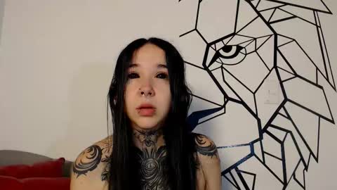 Snapshot of alien_eyes09 chatting on March 3, 2026, 2:18 am online show from March 3, 2026, 2:18 am